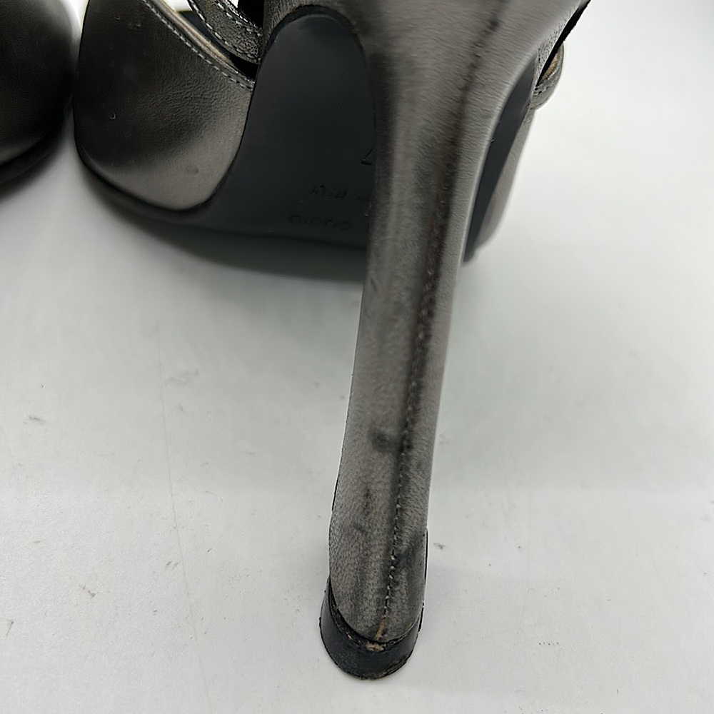 Dolce & Gabbana Sexy Silver Gray Strappy High
Heels Shoes **Sz 37/US Sz 7**🔥🔥 - Picture 12 of 16